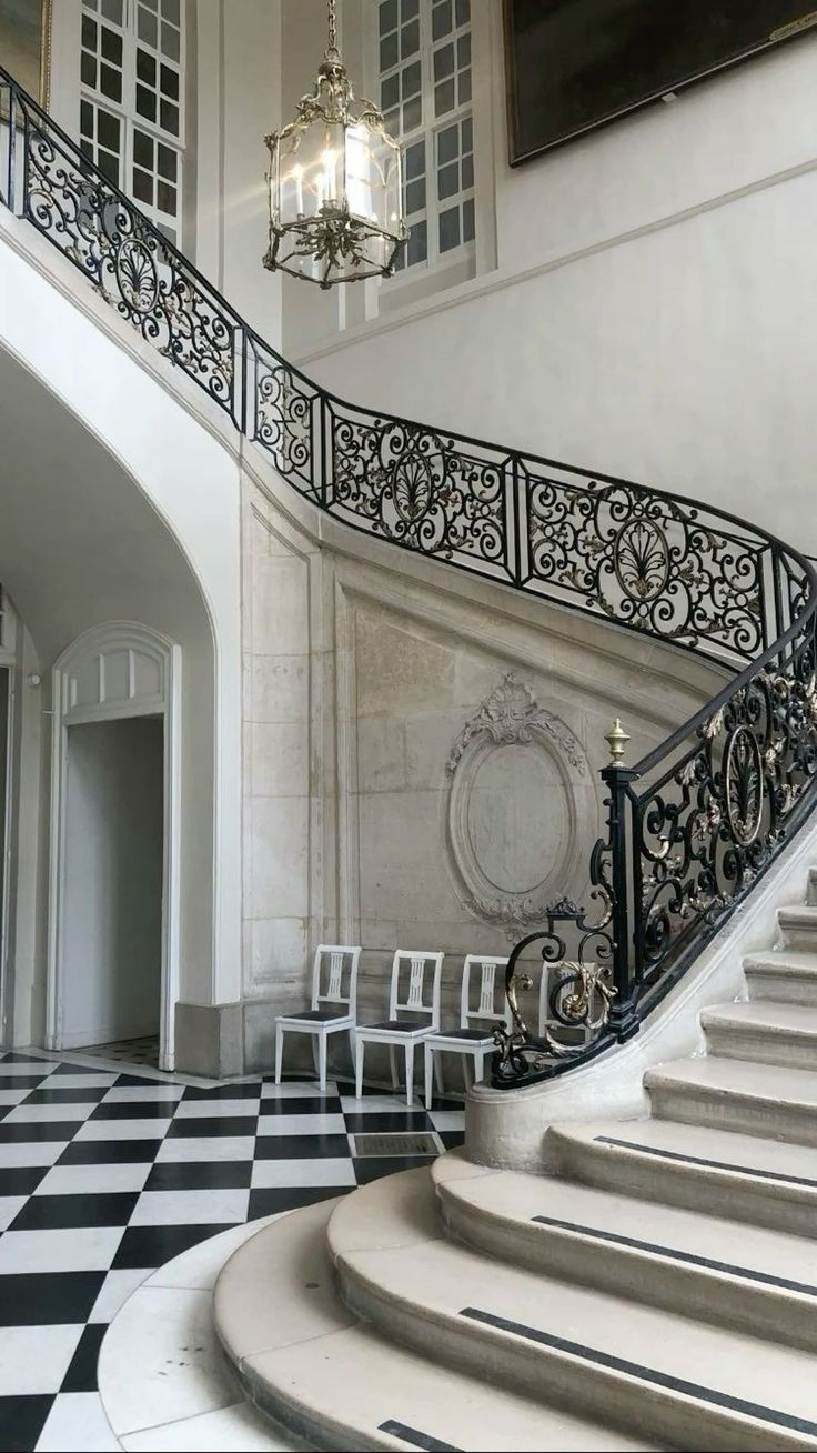 austaircase Classical Wrought Iron Balustrade