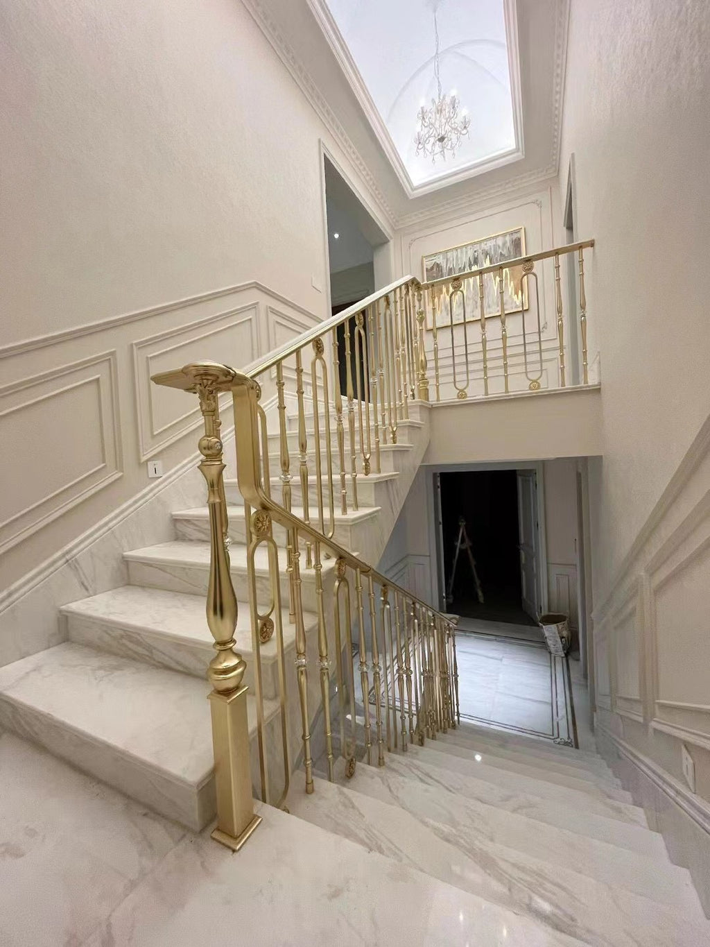 austaircase Elegant Straight Iron Balustrade