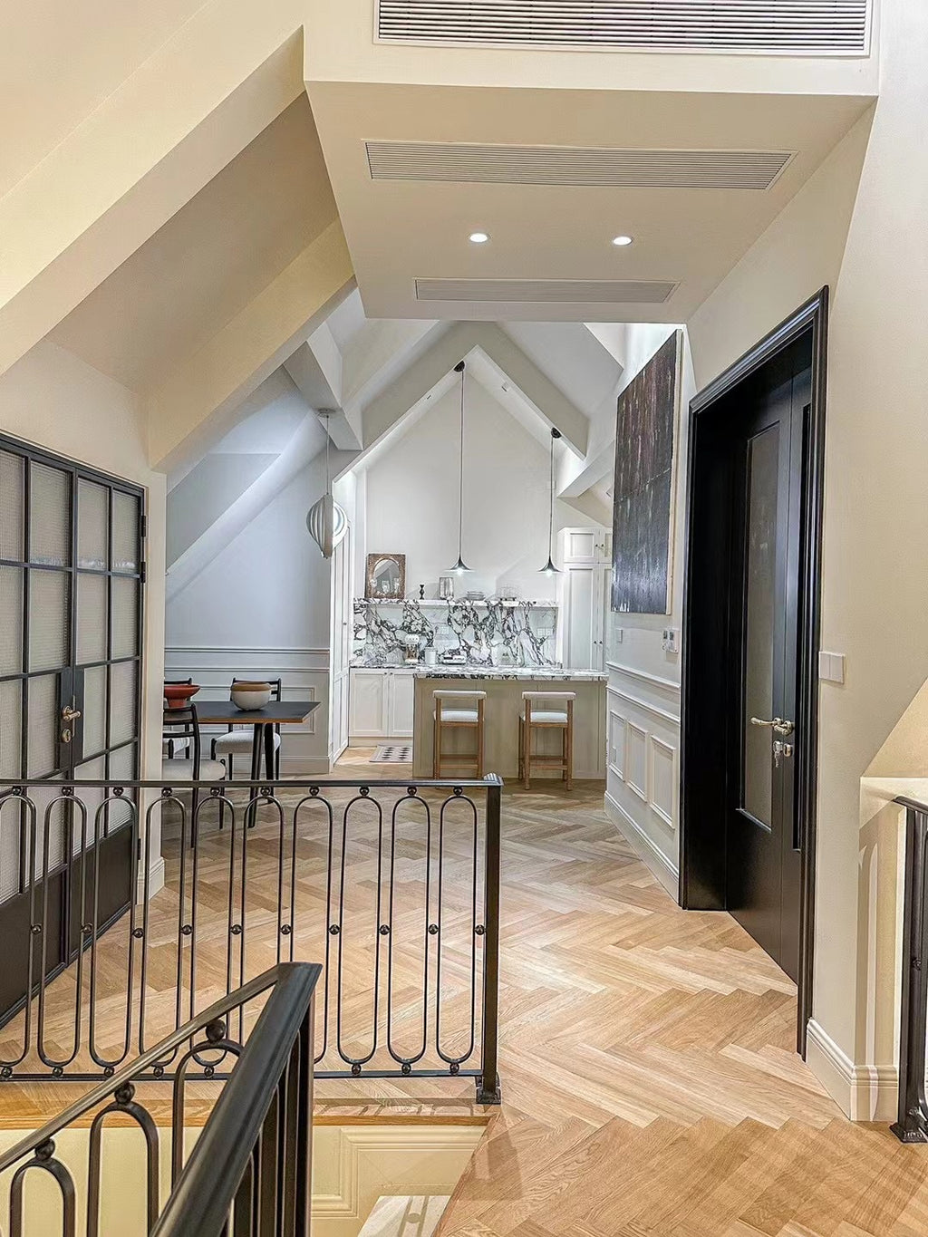 austaircase Curved Oval Loop Iron Stair Balustrade For Villa&Hotel