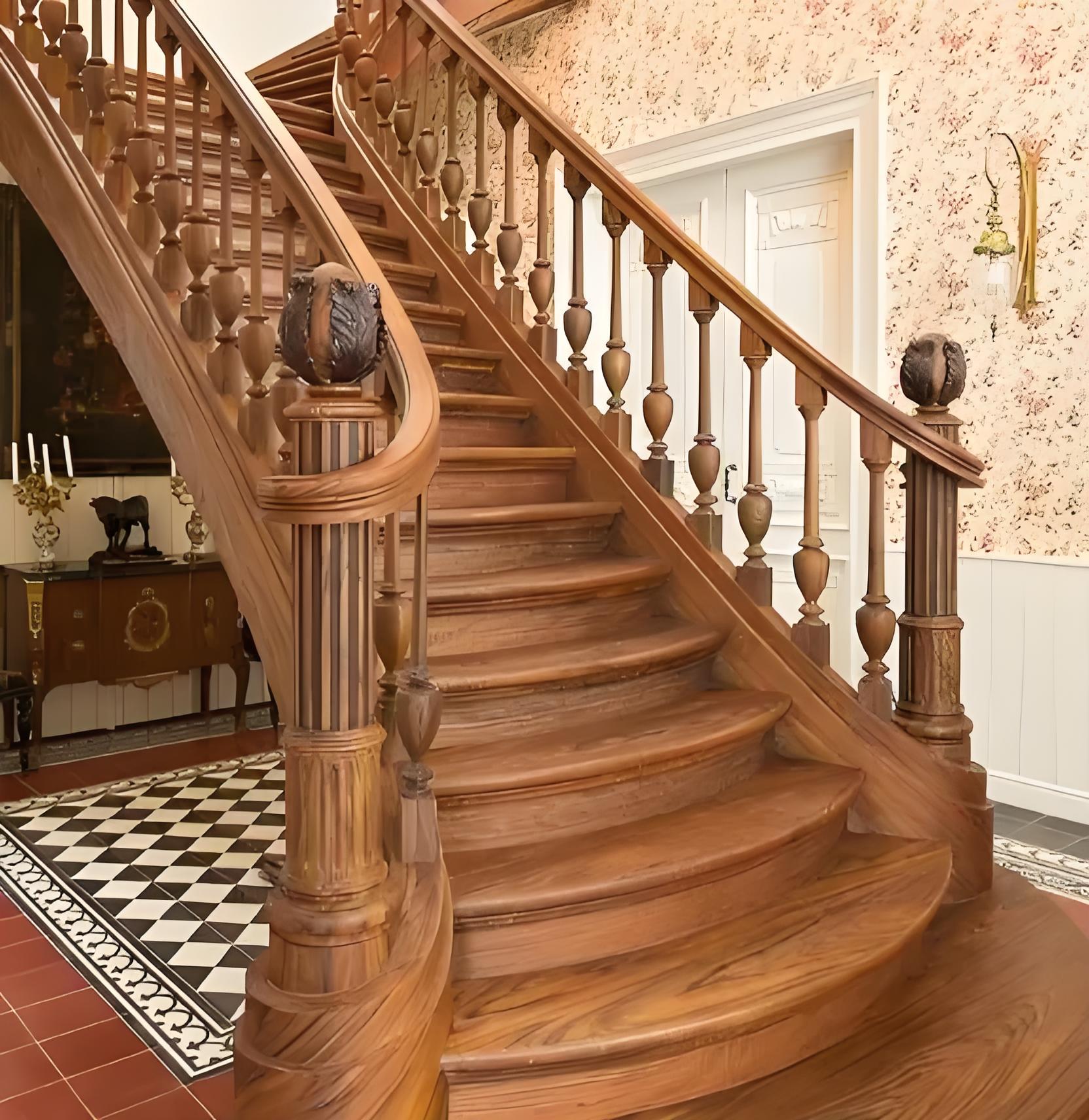 austaircase Solid Wood Staircase For Home Project