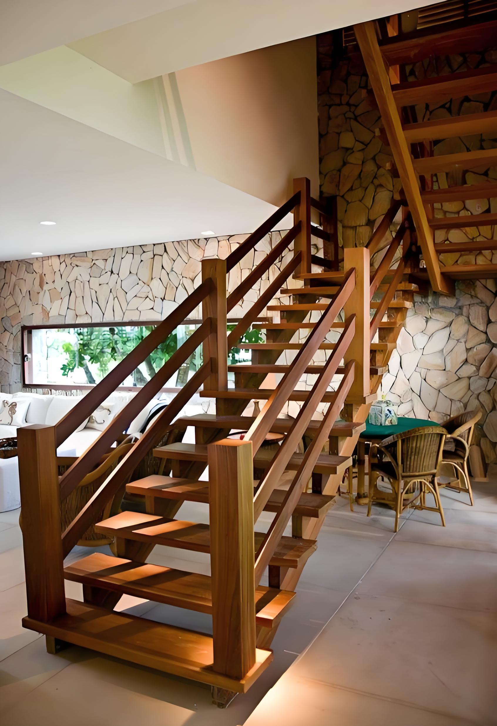 austaircase Modern Solid Wood Staircase