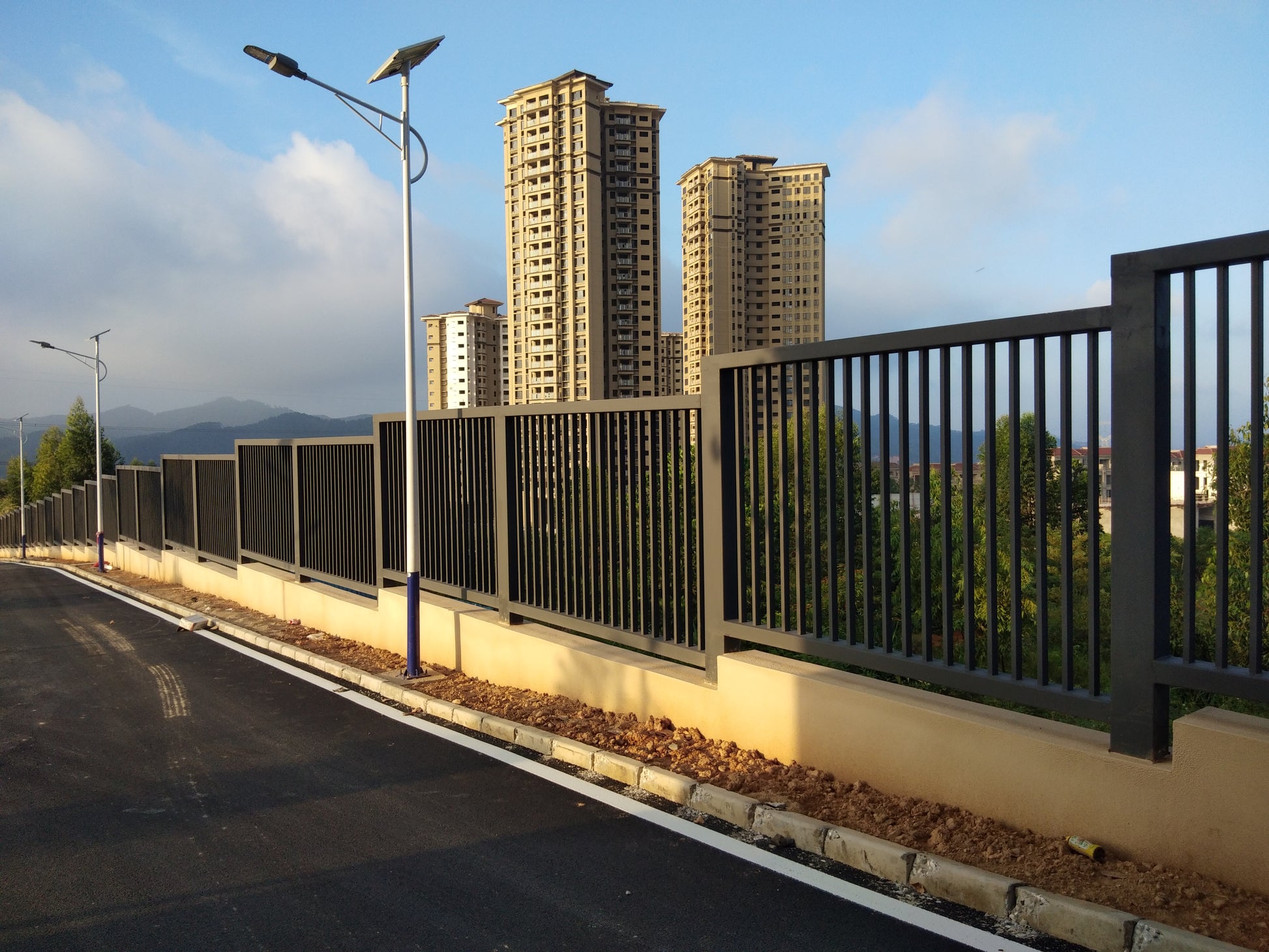 austaircase Classic Style Iron Railing For Commercial Project