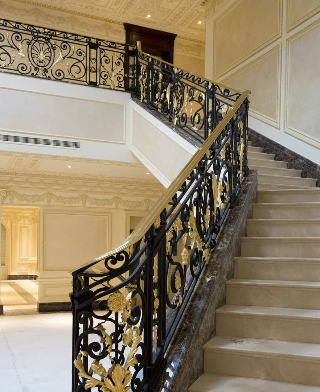 austaircase Ornate Iron Stair Balustrade For Luxury Homes