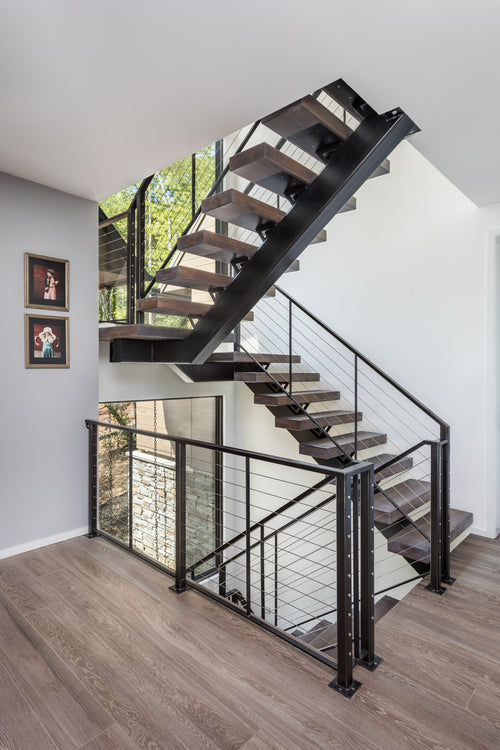 Anti-rust metal frame indoor straight staircase with solid wood tread