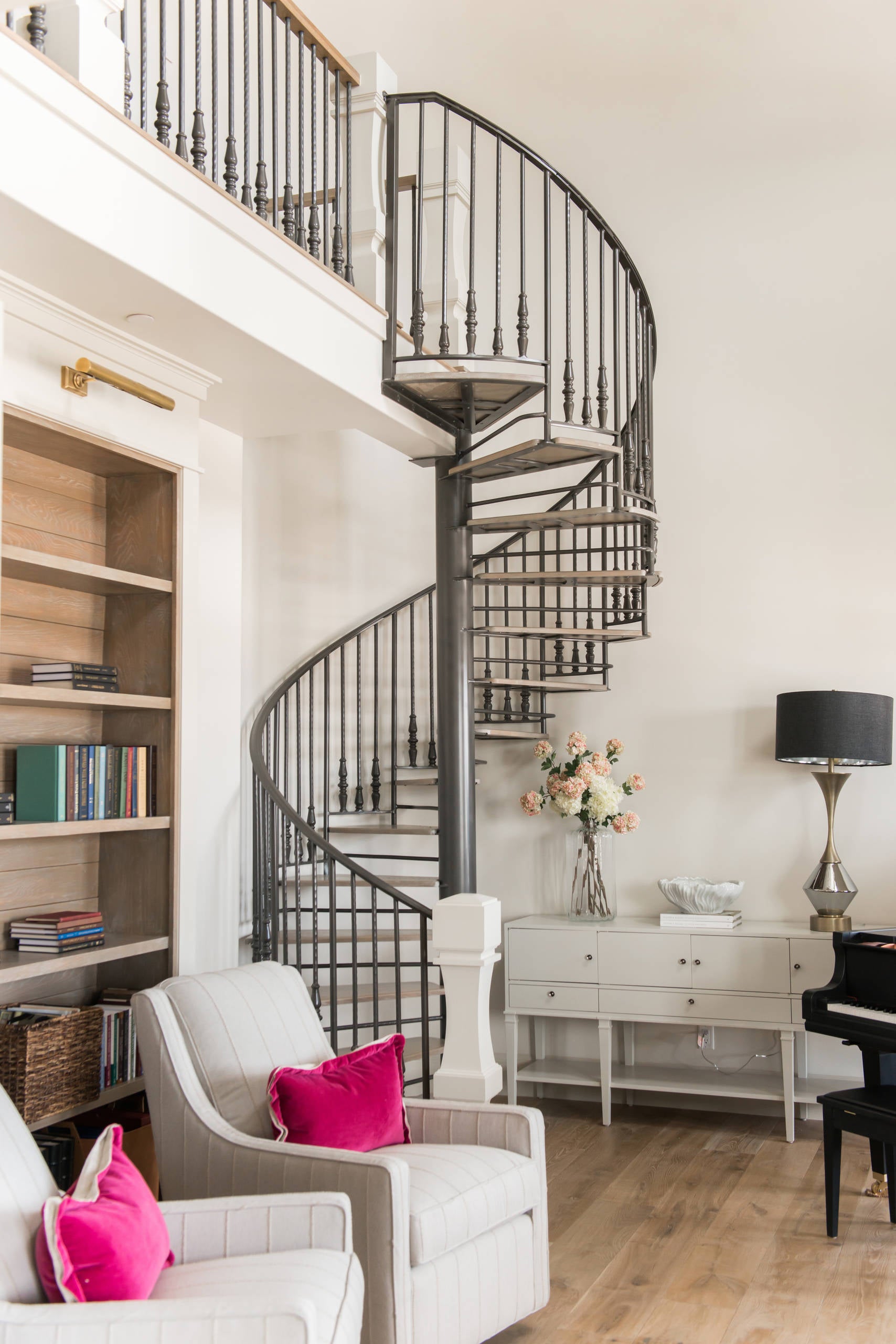 Interior Small Space Siral Staircase